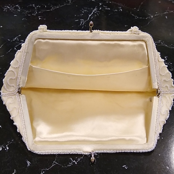 VINTAGE BEADED BAG - Picture 3 of 9